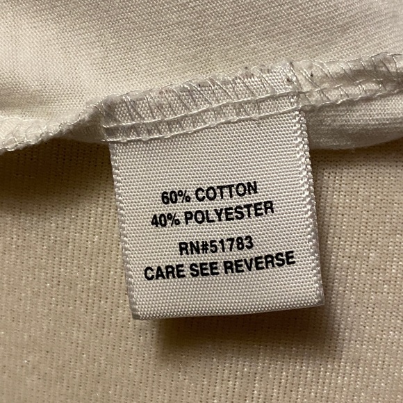 💕3 for $20💕 Blouse with stretchy garter on both sleeves - Picture 6 of 6